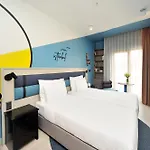 Bostay Hotel 4*
